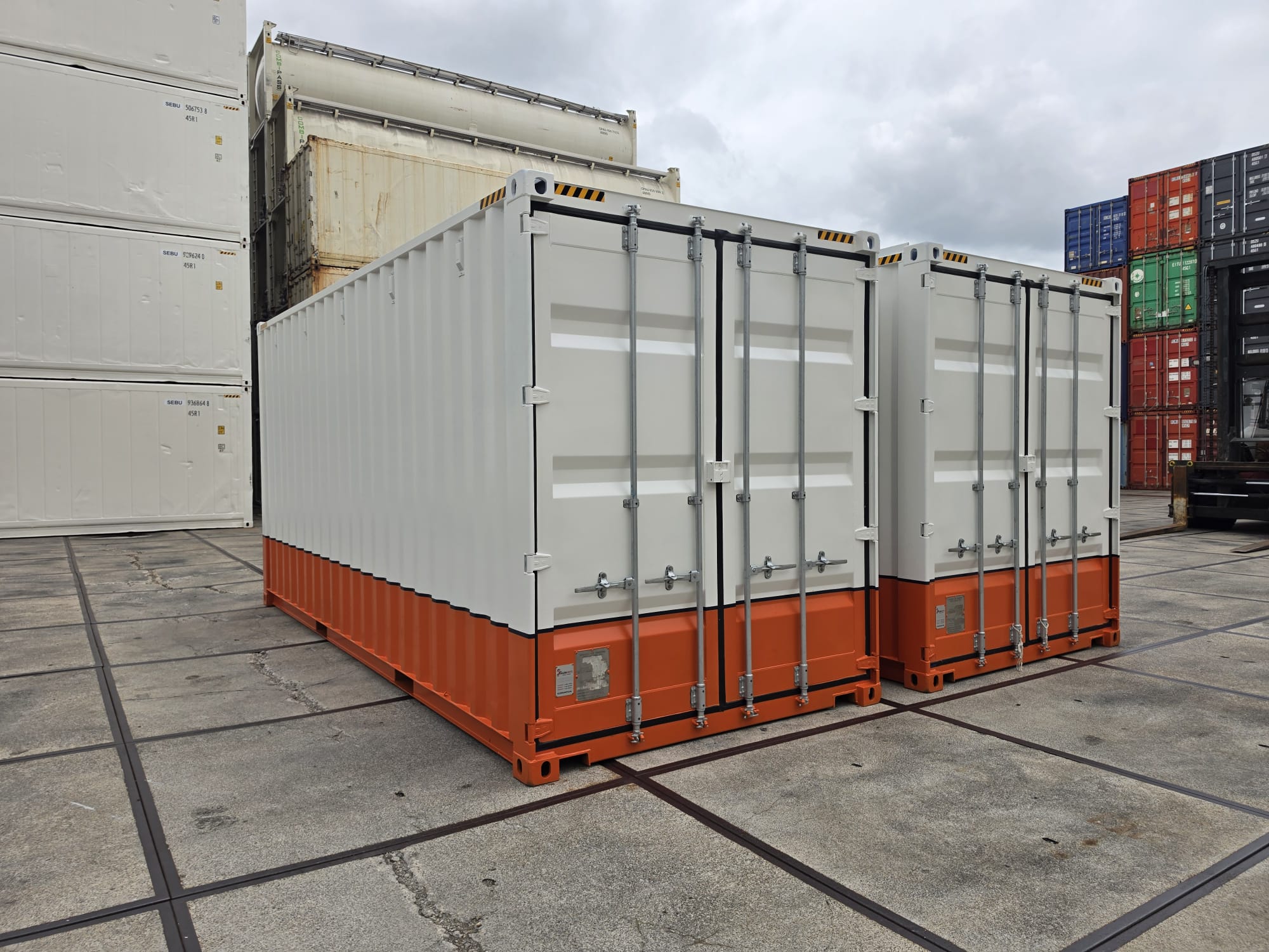 workshop sawdust container